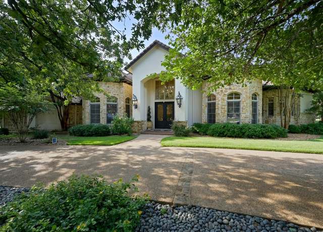Property at 105 Flint Ridge Trl, Georgetown, TX 78628, 4 beds, 4.5 baths