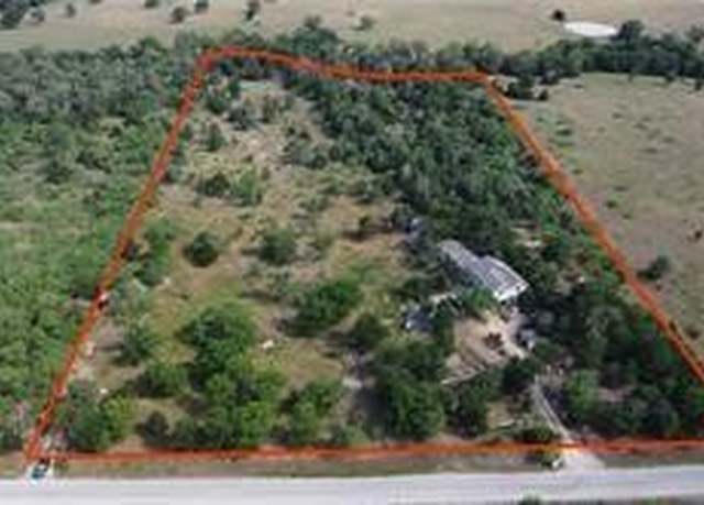 Property at 433 Mesquite Dr, Cedar Creek, TX 78612, 3 beds, 2 baths