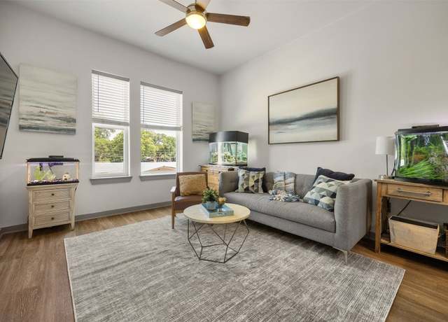Property at 1900 Barton Springs Rd #2023, Austin, TX 78704, 1 bed, 1 bath