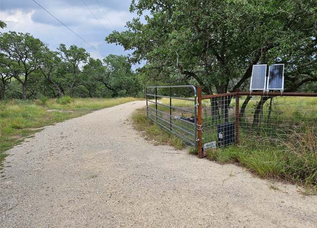 Property at 4400 Hilliard Rd, San Marcos, TX 78666