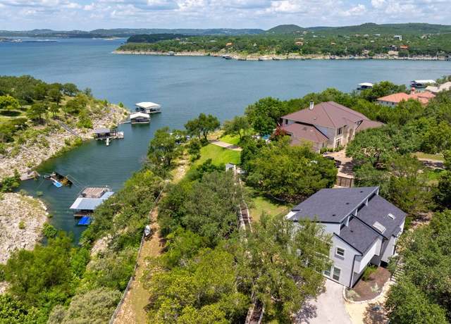 Property at 7206 Comanche Trl, Austin, TX 78732, 3 beds, 2.5 baths