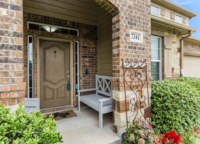 Property at 7241 Dunns Point Dr, Corpus Christi, TX 78414, 4 beds, 2.5 baths