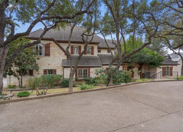 Property at 4403 Elohi Dr, Austin, TX 78746, 6 beds, 4.5 baths