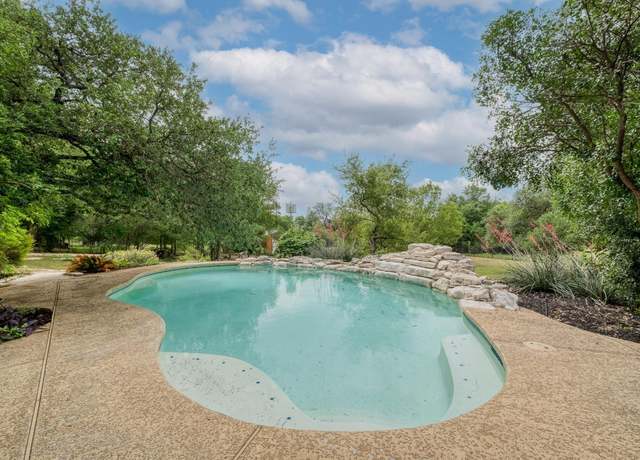 Property at 323 Allen Cir, Georgetown, TX 78633, 3 beds, 2.5 baths