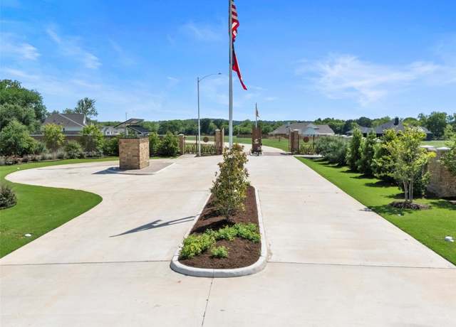 Property at Lot 11 Hydrangea Dr, Smithville, TX 78957