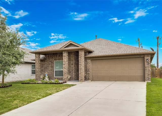Property at 100 Seaholm Ln, Hutto, TX 78634, 3 beds, 2 baths