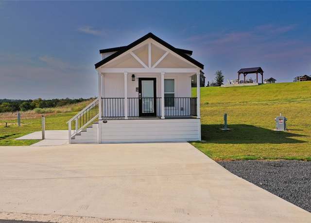Property at 5386 Ranch Road 1376 #92, Fredericksburg, TX 78624, 2 beds, 1 bath