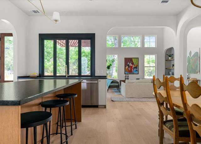 Property at 4613 Raintree Blvd #2, Austin, TX 78745, 4 beds, 3 baths