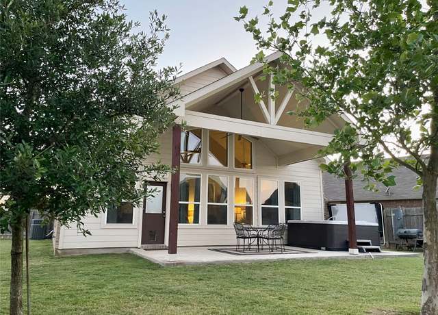 Property at 1010 Papaya Cv, Hutto, TX 78634, 5 beds, 4 baths
