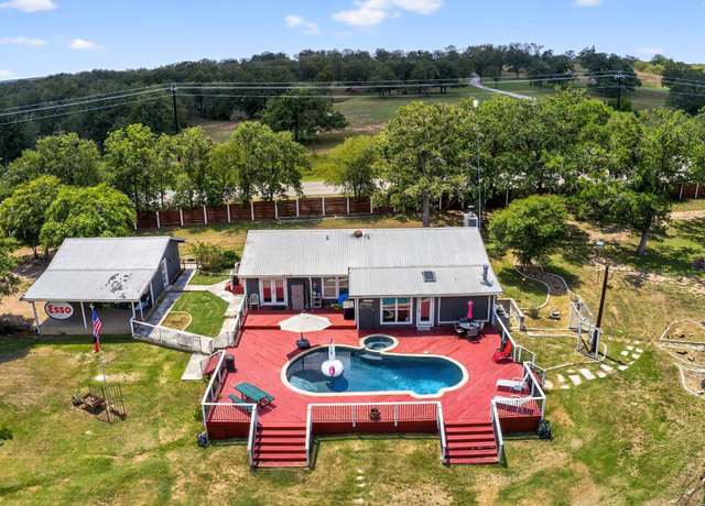 Property at 912 Fm 812, Red Rock, TX 78662, 2 beds, 2 baths