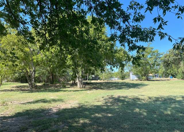 Property at 00 Madison St, Elgin, TX 78621