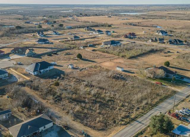 Property at 390 Engelke Rd, Niederwald, TX 78640