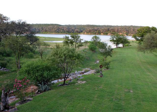Property at 527 County Road 421a, Spicewood, TX 78669, 3 beds, 3 baths