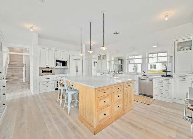 Property at 233 W Mill St, Round Top, TX 78954, 3 beds, 3.5 baths