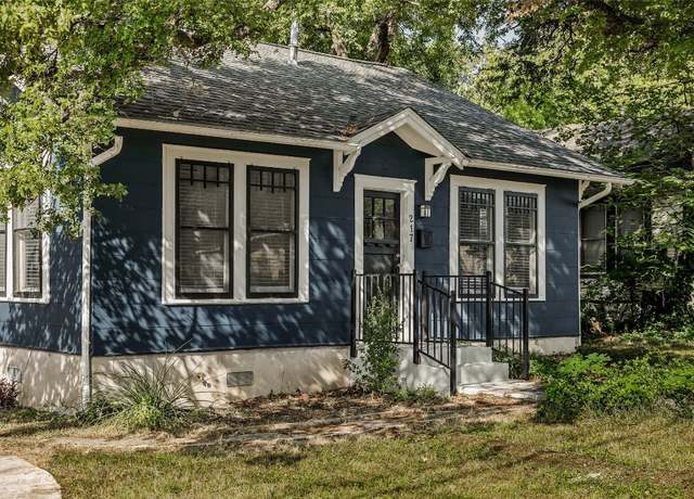 Property at 217 Leland St, Austin, TX 78704, 4 beds, 3 baths