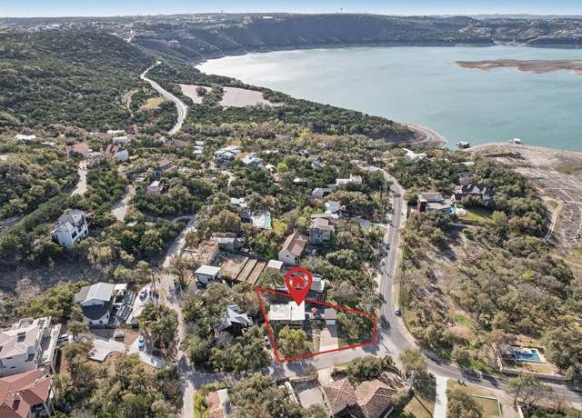 Property at 7067 Comanche Trl, Austin, TX 78732, 3 beds, 2 baths