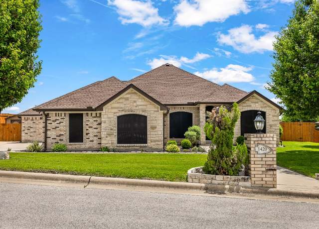 Property at 1420 Gomer Ln, Harker Heights, TX 76548, 3 beds, 3 baths