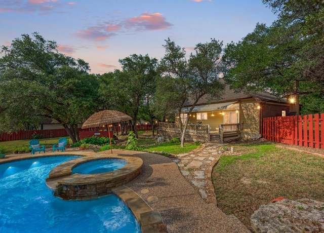 Property at 133 Ridgewood Cv, Georgetown, TX 78633, 3 beds, 2.5 baths