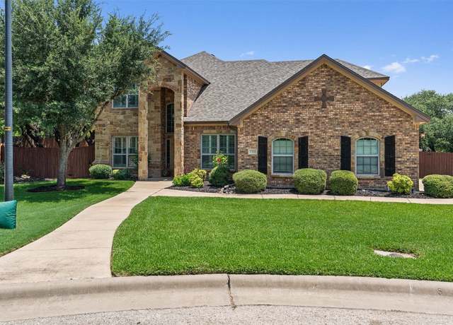 Property at 3316 Wildcatter Cv, Belton, TX 76513, 5 beds, 3.5 baths