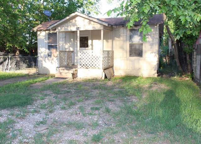 Property at 1115 Ebert Ave Unit D, Austin, TX 78721, 2 beds, 1 bath