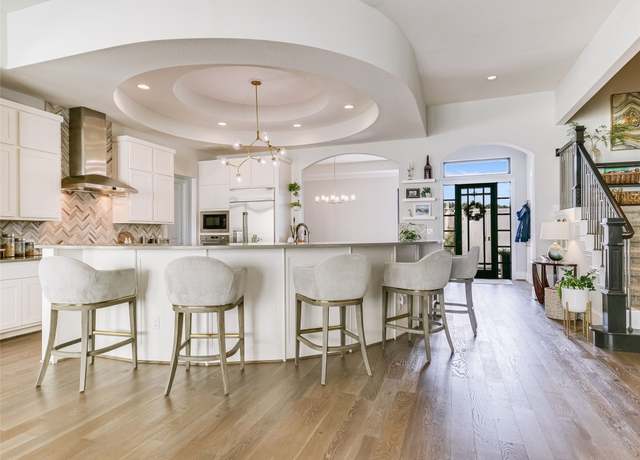 Property at 308 Lodestone Ln, Austin, TX 78738, 4 beds, 4.5 baths