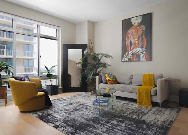 Property at 603 Davis St #1908, Austin, TX 78701, 1 bed, 1 bath