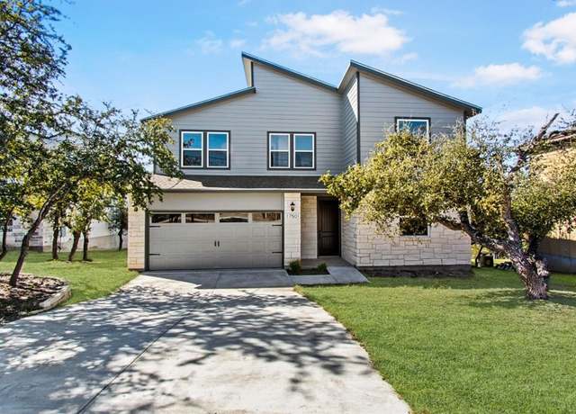 Property at 17503 Panorama Dr, Dripping Springs, TX 78620, 3 beds, 2.5 baths