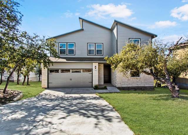Property at 17503 Panorama Dr, Dripping Springs, TX 78620, 3 beds, 2.5 baths