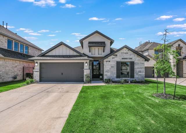 Property at 113 Ray Ct, Liberty Hill, TX 78642, 4 beds, 3 baths