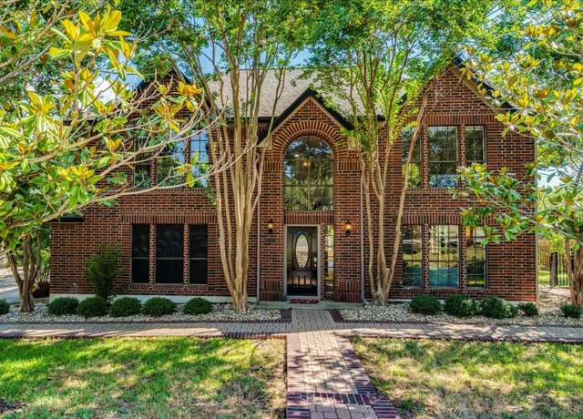 Property at 8210 Landsman Dr, Austin, TX 78736, 4 beds, 2.5 baths