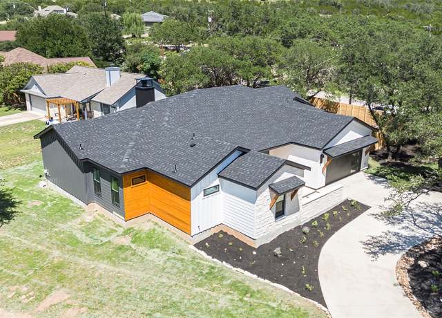 Property at 609 Cowal Dr S, Briarcliff, TX 78669, 4 beds, 3.5 baths