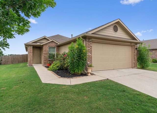 Property at 233 Voss, Kyle, TX 78640, 3 beds, 2 baths