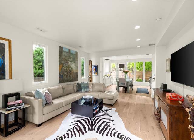 Property at 308 W Milton St, Austin, TX 78704, 2 beds, 2.5 baths