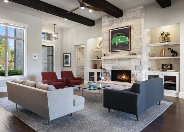 Property at 812 Kenspur Ln, Austin, TX 78738, 4 beds, 3.5 baths