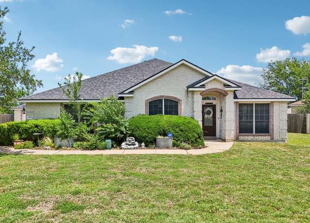 Property at 401 Rio Grande Ave, Hutto, TX 78634, 4 beds, 3 baths