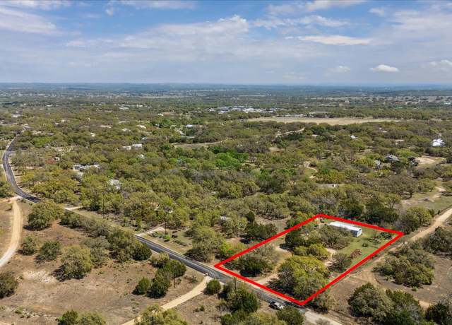 Property at 619 S Avenue F, Johnson City, TX 78636, 2 beds, 3 baths