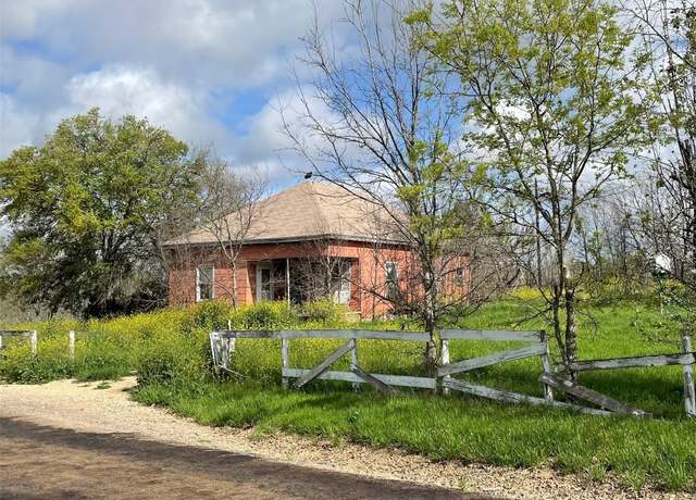 Property at 198 Anderson Ln, Red Rock, TX 78662, 2 beds, 1 bath
