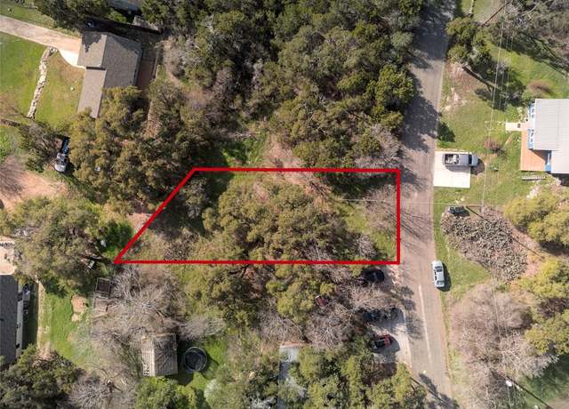 Property at 18501 E Lakeview Dr, Jonestown, TX 78645