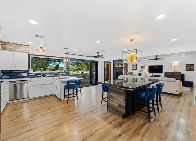 Property at 113 Woodland Rd, Georgetown, TX 78628, 3 beds, 2 baths