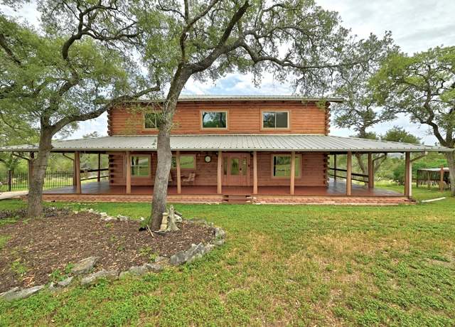 Property at 421 Thurman Rd, San Marcos, TX 78666, 4 beds, 3.5 baths
