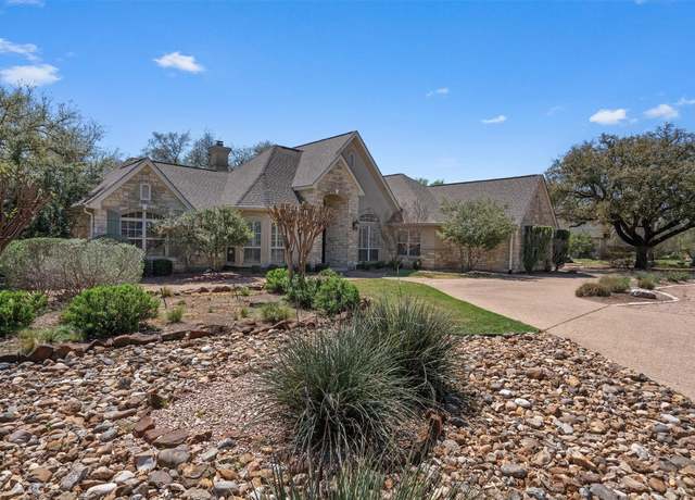 Property at 204 Orion Rd, Georgetown, TX 78633, 3 beds, 4 baths