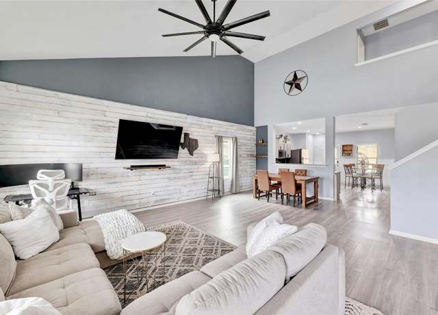 Property at 107 Denton Dr, Hutto, TX 78634, 4 beds, 2.5 baths
