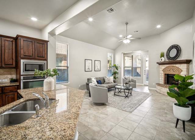 Property at 104 Marys Creek Ln, Liberty Hill, TX 78642, 4 beds, 3 baths