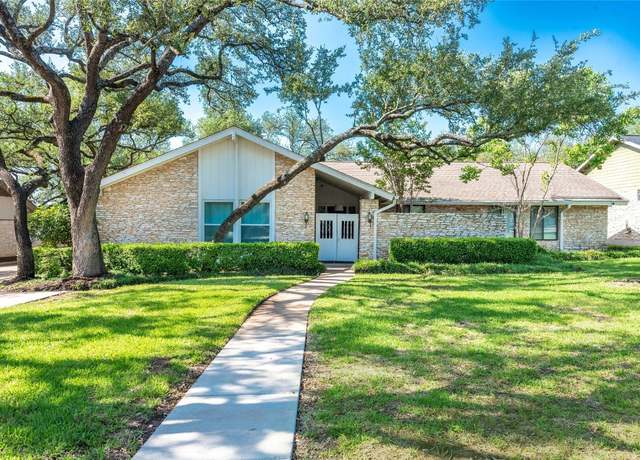 Property at 11532 Spicewood Pkwy, Austin, TX 78750, 5 beds, 2 baths