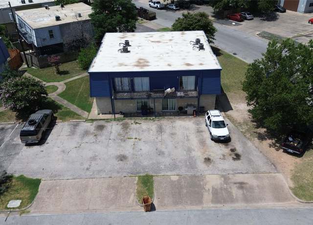Property at 301 E Croslin St, Austin, TX 78752, 6 beds, 6 baths