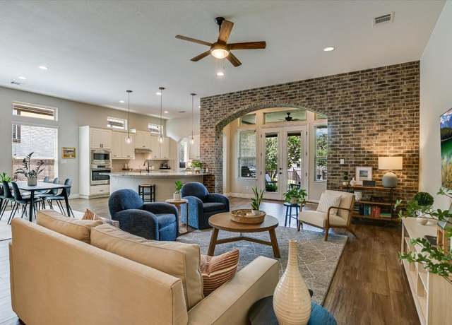 Property at 617 Rancho Sienna Loop, Georgetown, TX 78628, 3 beds, 2.5 baths