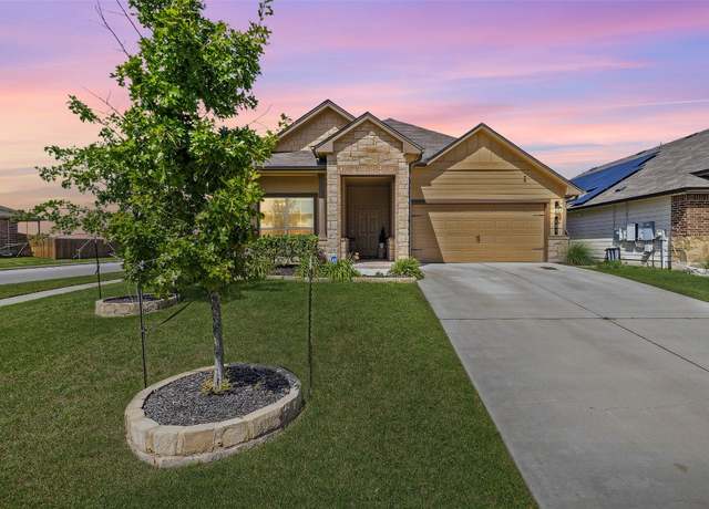 Property at 201 Yemen Rd, Taylor, TX 76574, 4 beds, 2.5 baths