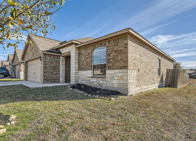Property at 13401 Clara Martin Rd, Manor, TX 78653, 3 beds, 2 baths