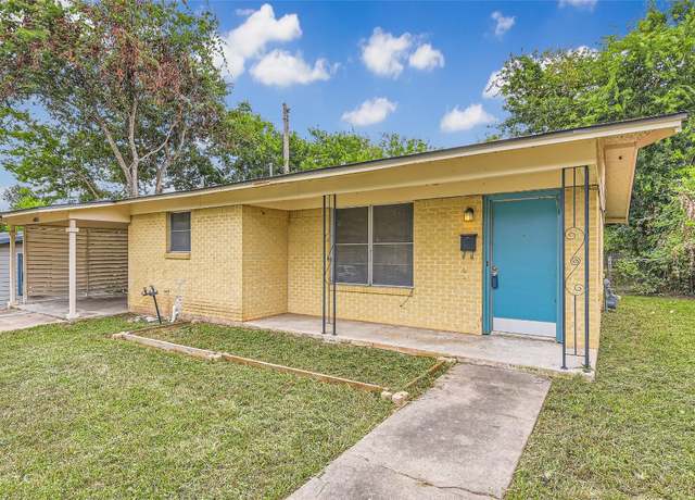 Property at 4805 Hilldale Dr, Austin, TX 78723, 3 beds, 1 bath