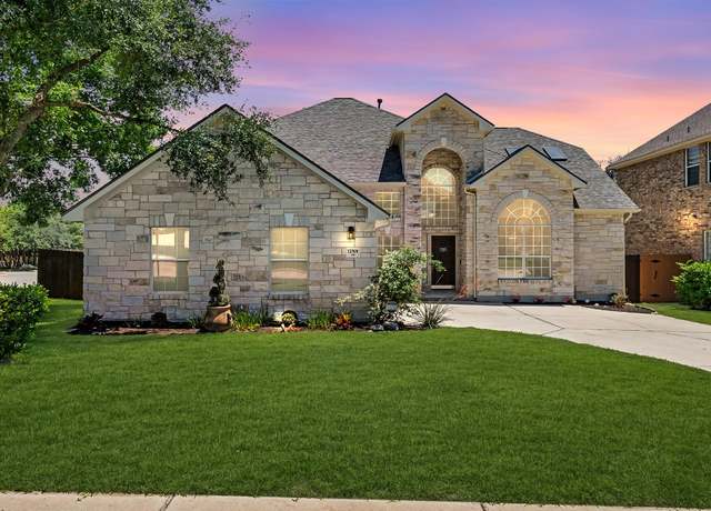 Property at 12501 Rush Creek Ln, Austin, TX 78732, 4 beds, 4 baths